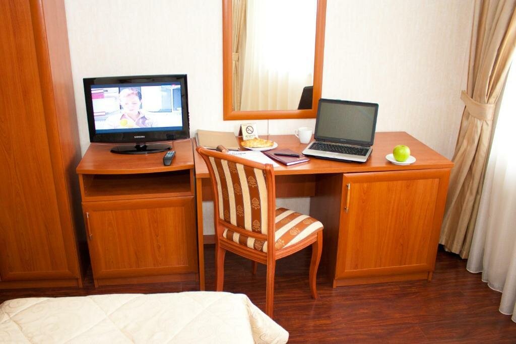 Гостиница Европа Ноябрьск-28