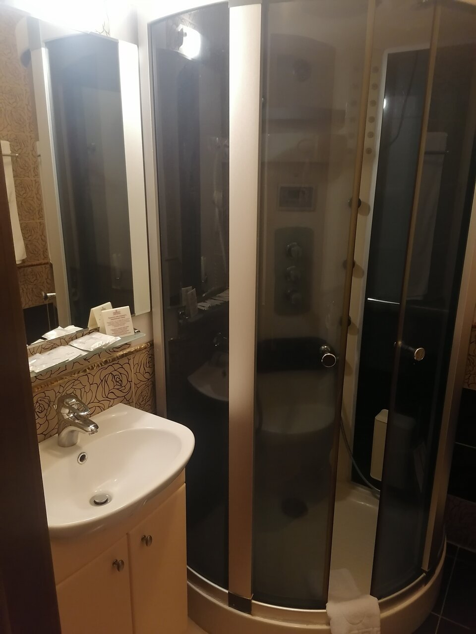 Гостиница Европа Ноябрьск-15